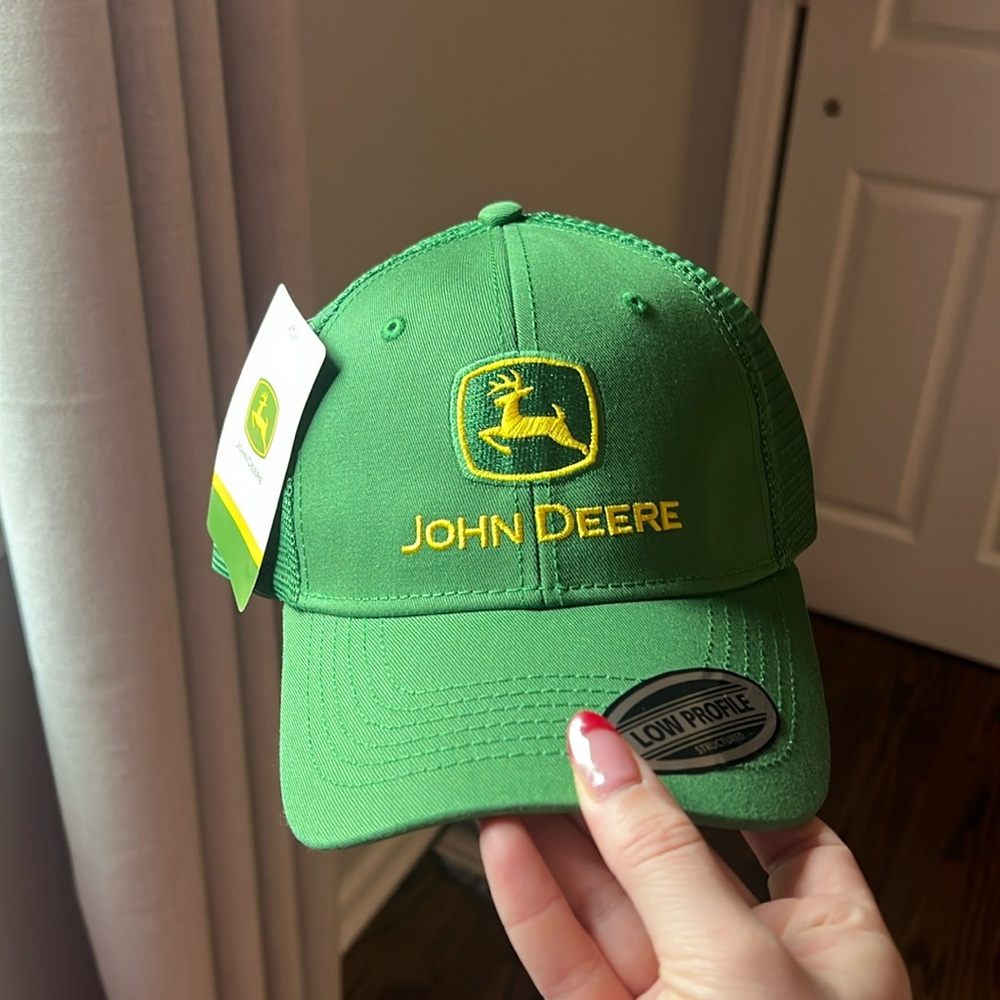 NWT John Deere Trucker Hat
